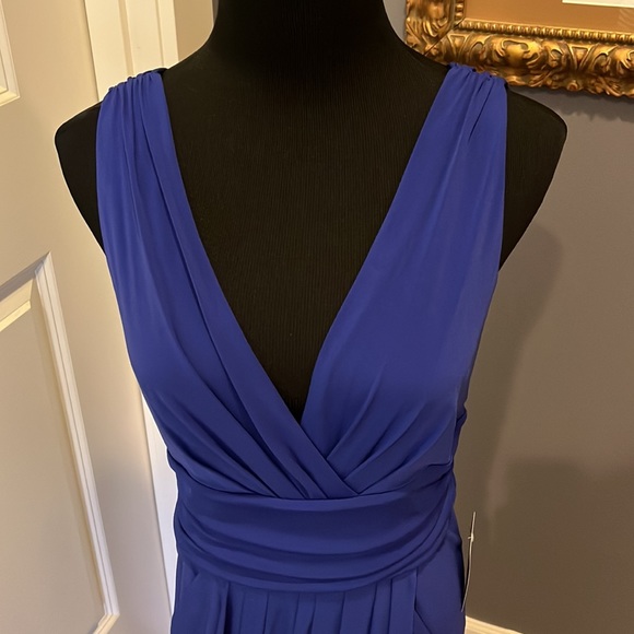 Maggy London dress. Size 10. New with tags. - Picture 2 of 3